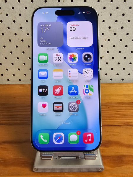 Apple iPhone 17 Pro 256GB, Pre-owned Phone