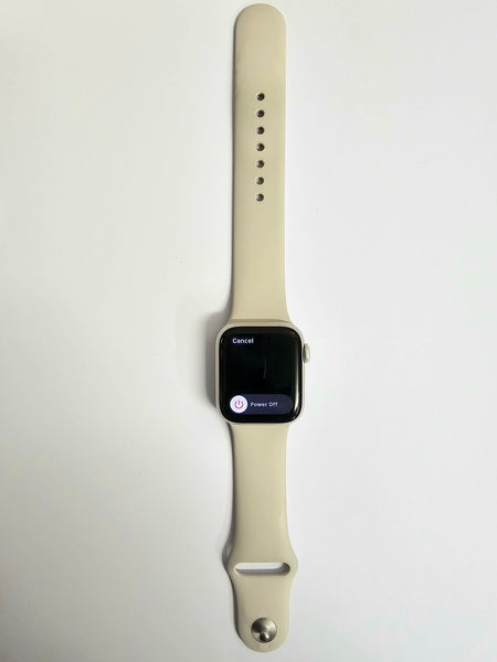 Apple iWatch SE 40 MM, Pre-owned iWatch, Release Date: 13/11/2026