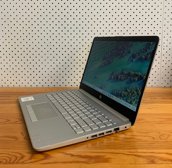 HP Laptop Intel Pentium 256GB SSD/8GB RAM, Pre-owned Laptop