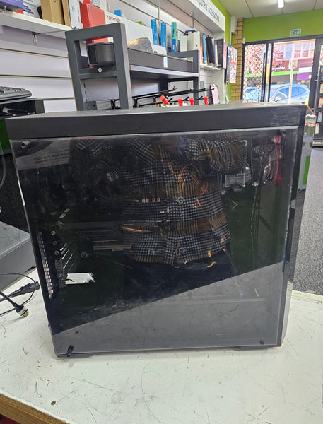 Gaming PC Pre-owned,Intel i5,SSD 256 GB ,Hdd 512 GB,RAM 8GB,Nvidia Gtx-1050,Windows 11