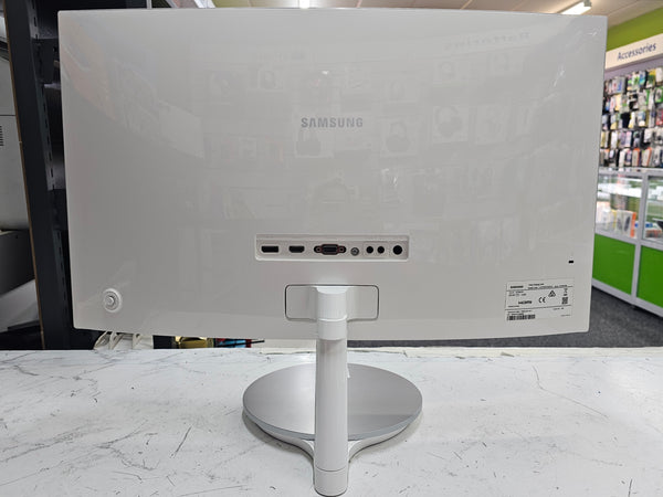 Samsung 27" inch Curve Monitor, Pre-owned Monitor