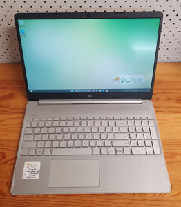 HP Laptop 15s AMD Athlon Silver. 256GB SSD, Pre-owned Laptop