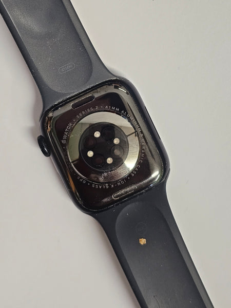 Apple iWatch Series 7 GPS - 41MM