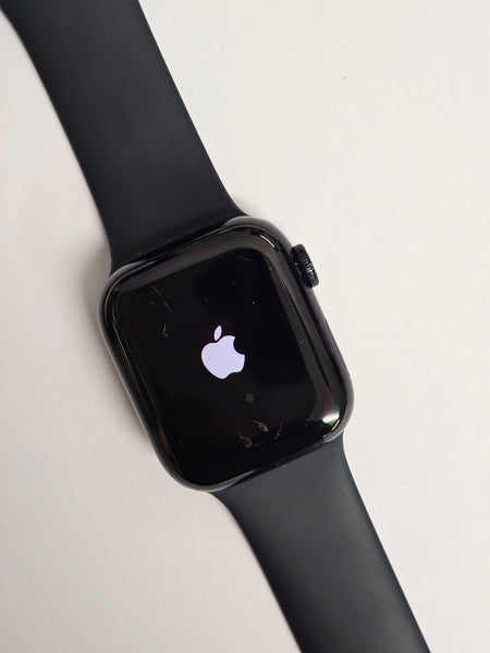 Apple iWatch Series 7 GPS - 41MM