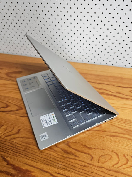 Dell Inspiron 14" inch Core i7-10th Gen 512GB SSD/16GB RAM, Pre-owned Laptop