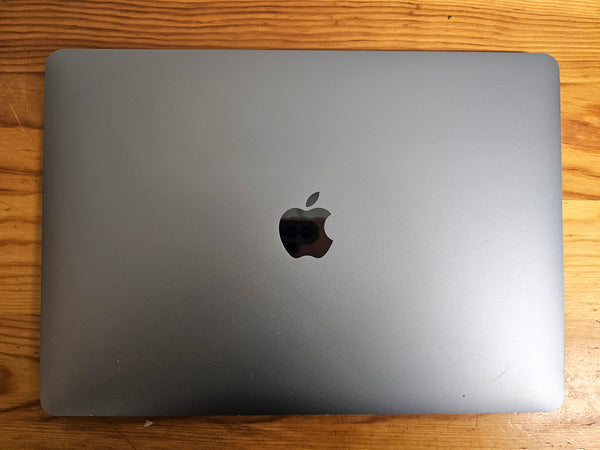 Apple Macbook Air M1 2020, Pre-owned