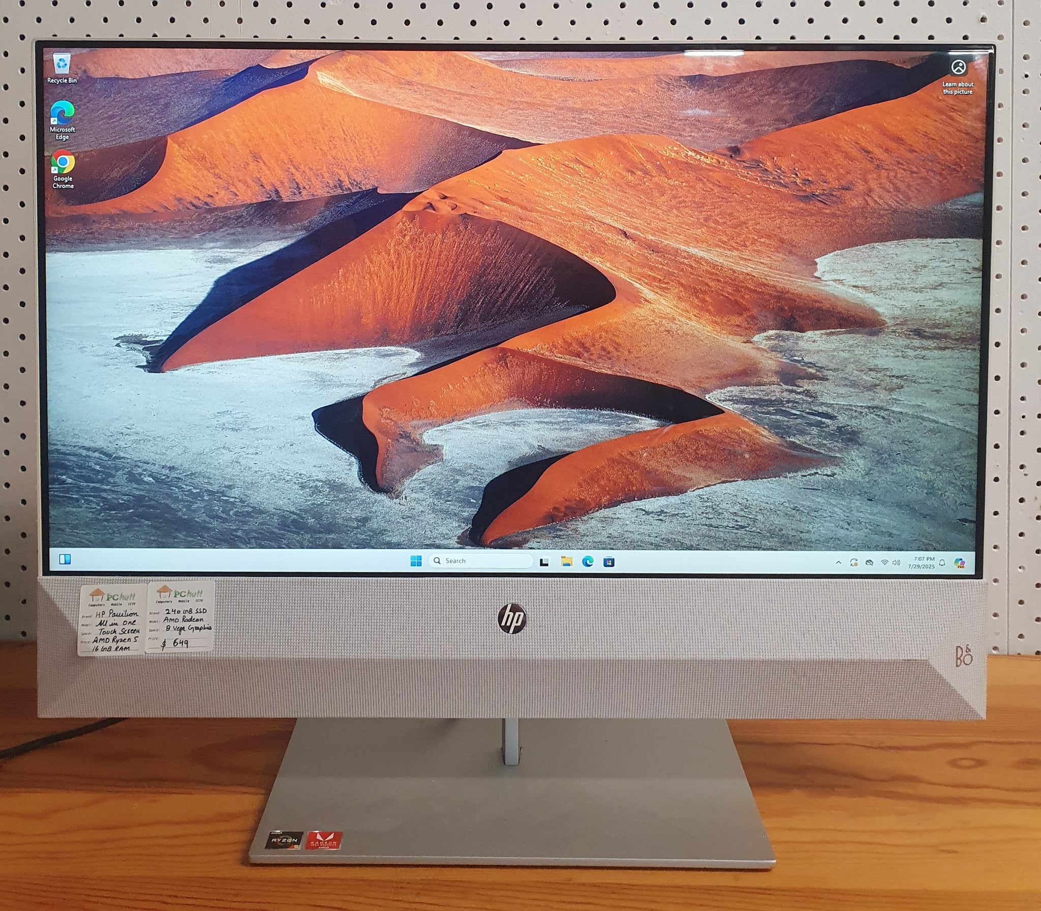 HP Pavillion All In One 24" inch AMD Ryzen 5, Desktop PC
