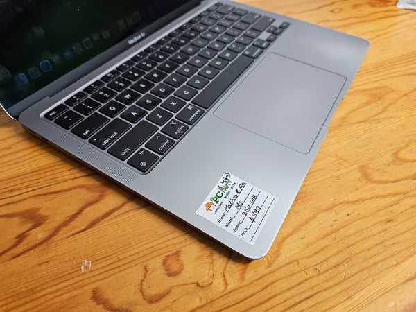 Apple Macbook Air M1 2020, Pre-owned