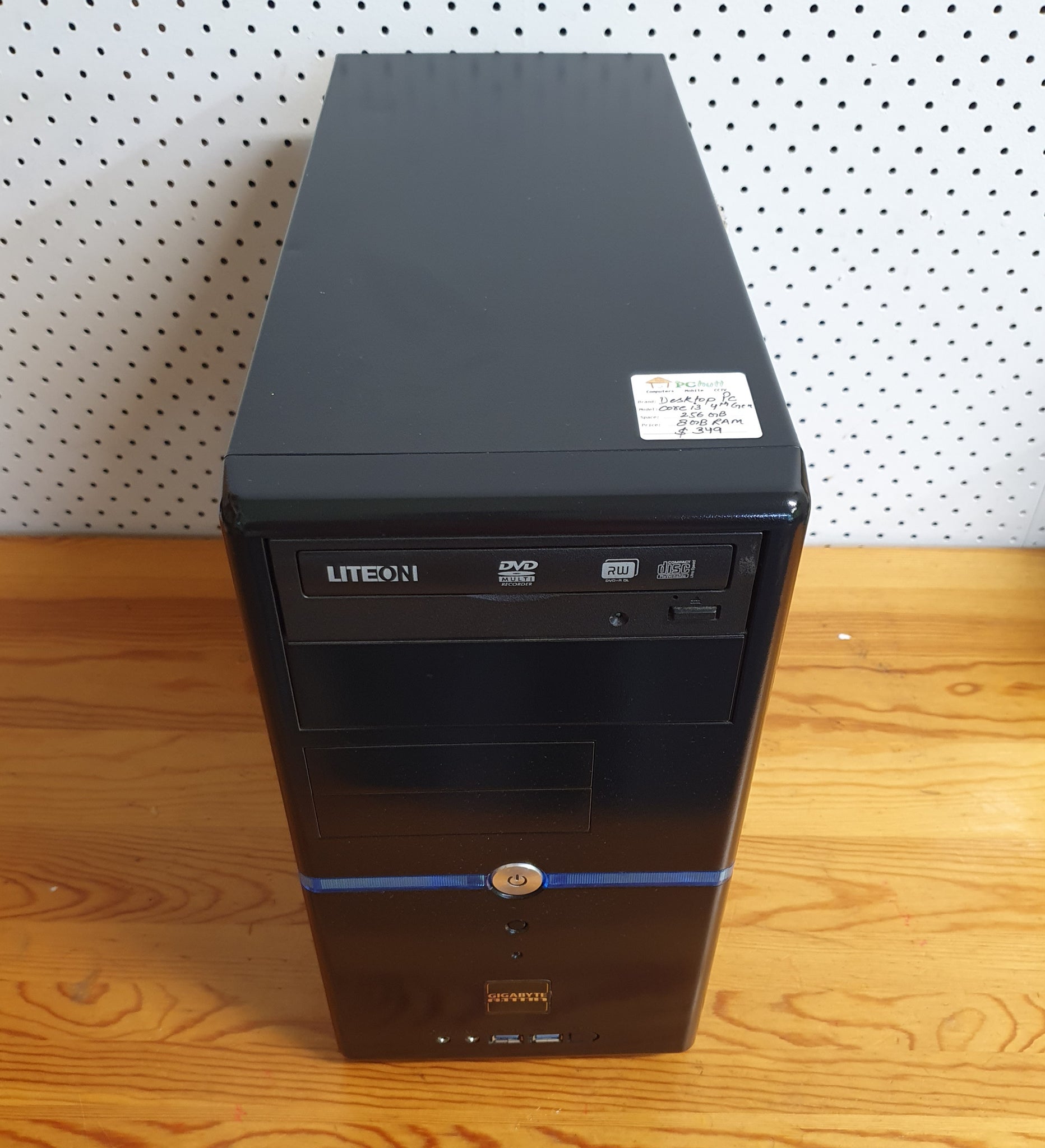 Desktop PC Core i3 256GB HD, Pre-owned PC