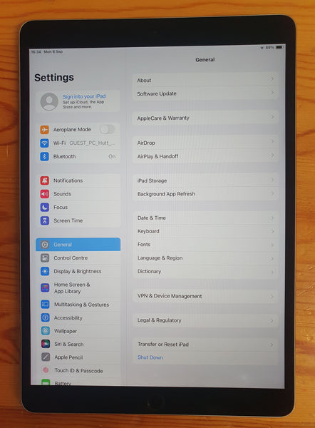Apple iPad 10.5 Pro, 64 GB Pre-owned Tablet