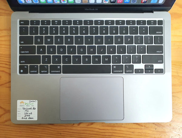 Apple MacBook Pro 2020 256GB/8GB RAM M1, Pre-owned Macbook
