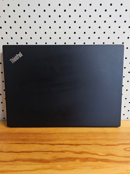 Lenovo ThinkPad 14" inch AMD Ryzen 5 Pro 512GB SSD/8GB RAM, Pre-owned Laptop
