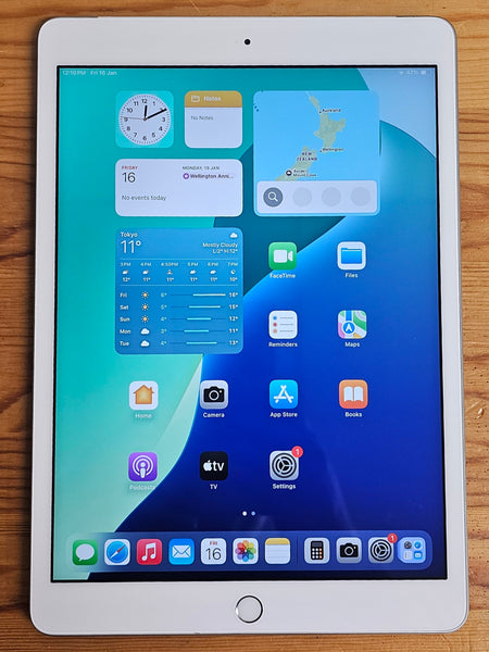 Apple iPad 7th Gen 10.2" inch 32GB, Pre-owned iPad
